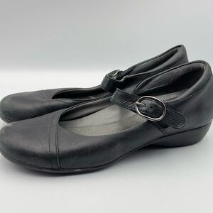 Dansko Black Mary Jane Women's Shoes size 39